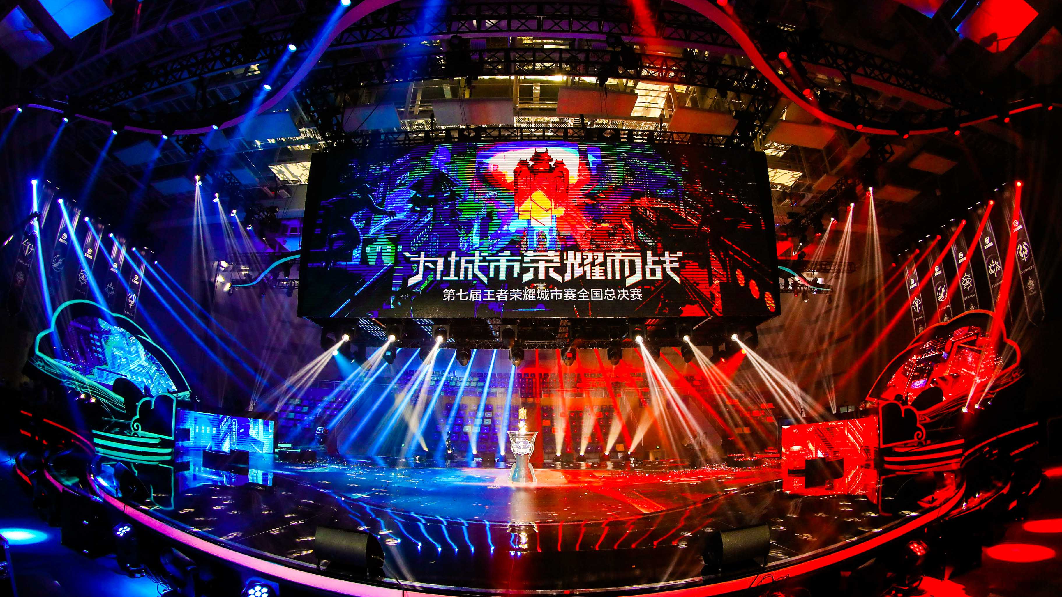 TES战胜WBG!Light薇恩请神Uzi翻车,水晶哥点评:不及Uzi一半水平